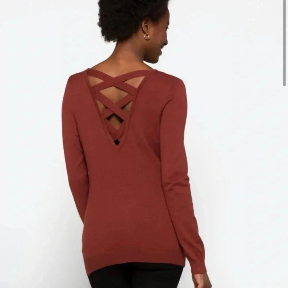 NWOT Love Ellie Burnt Orange Criss Cross Strappy Back V Neck Sweater Size XS